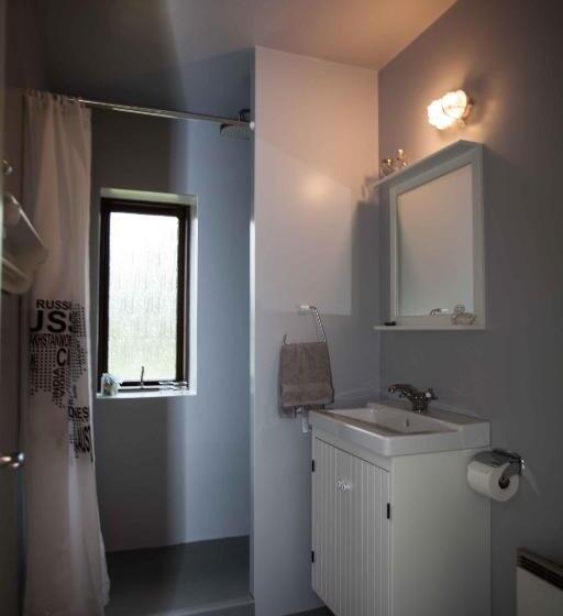 اتاق عادی یک تخته, Mjóanes Accommodation