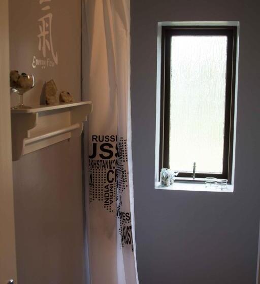 اتاق عادی یک تخته, Mjóanes Accommodation