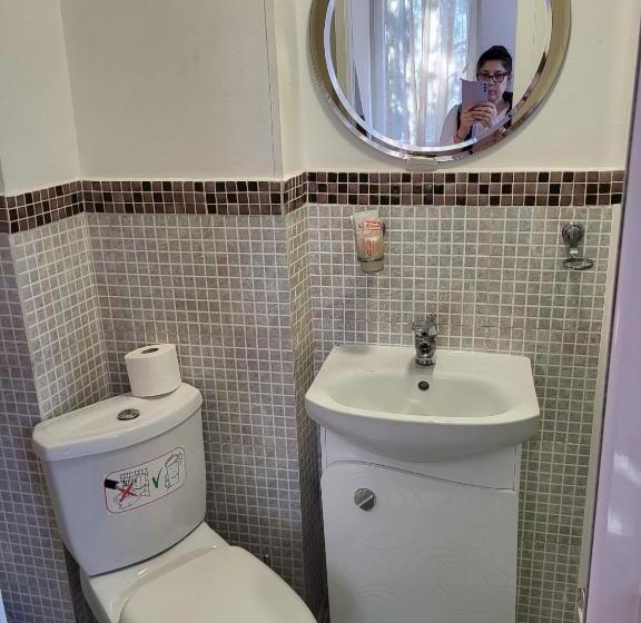 スタンダード4人部屋, Pension Haus Baron 1 Neckarau