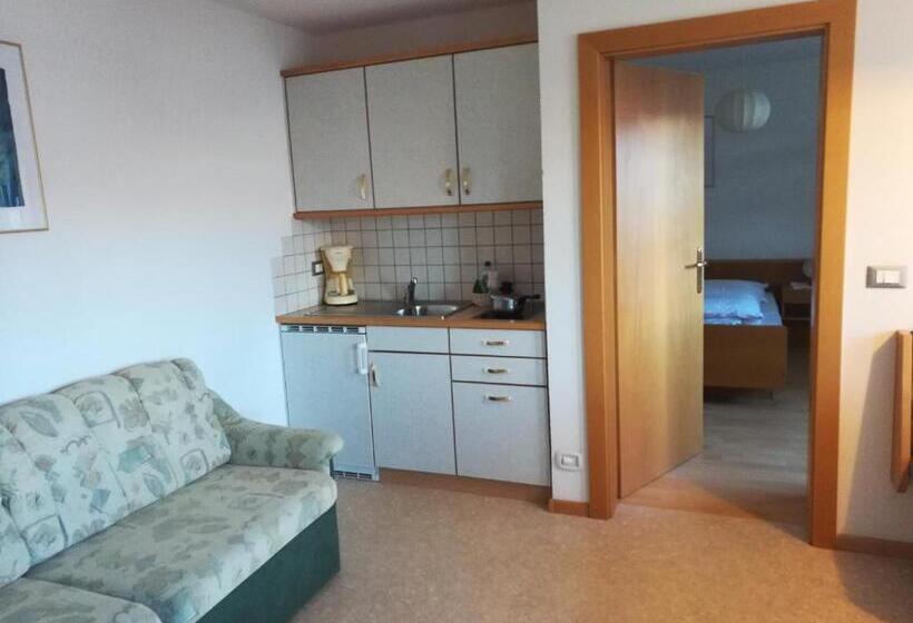 Апартаменты 1 Спальня с Балконом, Bigraberhof