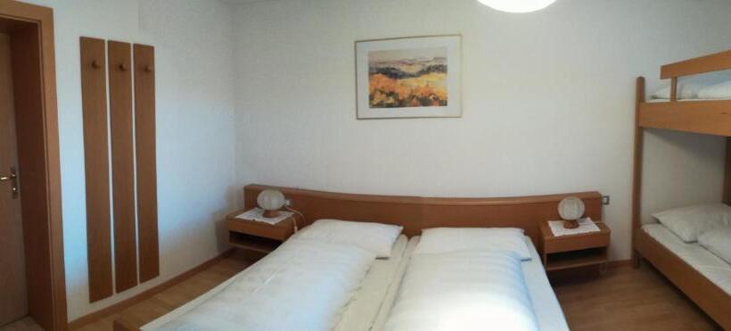 带1个卧室的带阳台的公寓, Bigraberhof