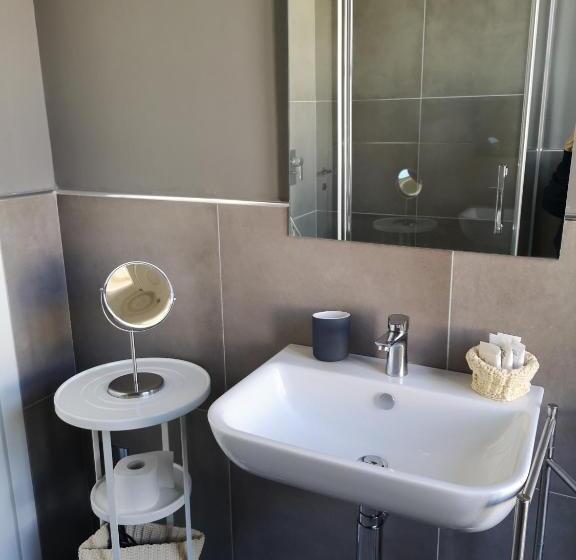 سوئیت 2 خوابه, Pep S Rooms By The Sea