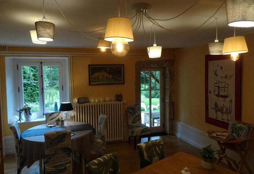 غرفة قياسية مزوَّدة بتراس, La Halte