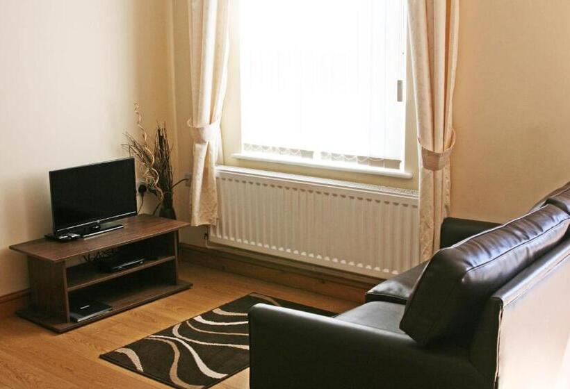 Дом 1 Спальня, The Gremlin Lodge