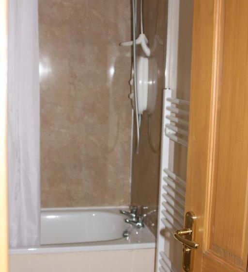 Дом 1 Спальня, The Gremlin Lodge