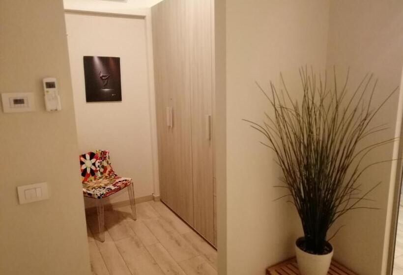 سوئیت جونیور با تراس, C.a.v. B&b Curiel20