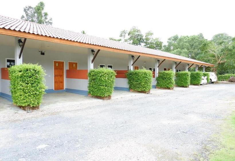 اتاق استاندارد, Jarawee Resort