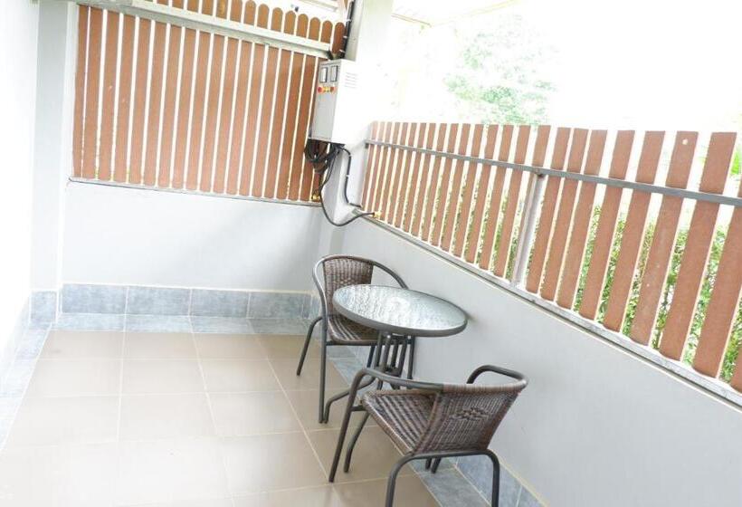 اتاق استاندارد, Jarawee Resort