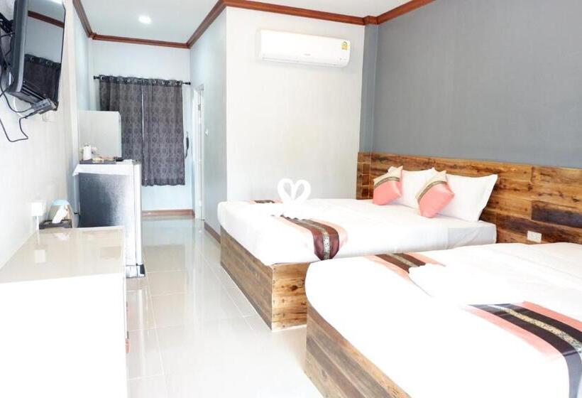 اتاق خانوادگی, Jarawee Resort