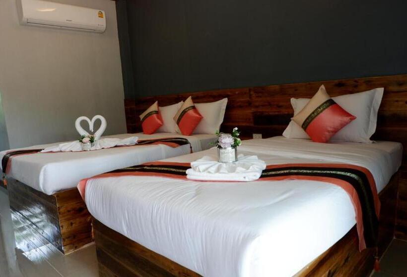 اتاق خانوادگی, Jarawee Resort