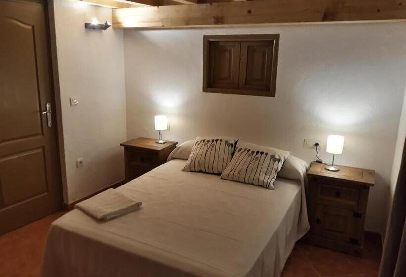 غرفة عائلية, Hostal El Rincon De La Vera