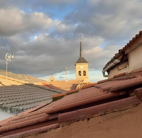 شقة غرفة واحدة, Hostal El Rincon De La Vera