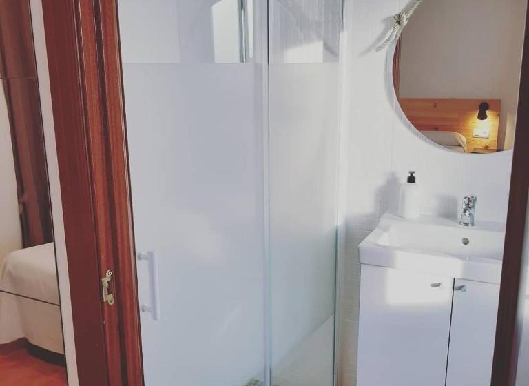 شقة غرفة واحدة, Hostal El Rincon De La Vera