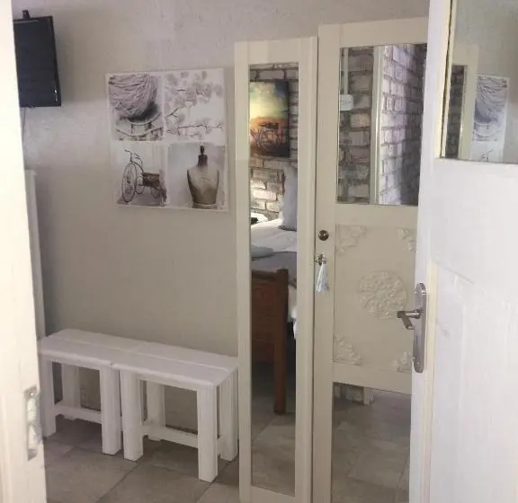 スタンダードルーム, Ou Klipskuur Self Catering Accommodation