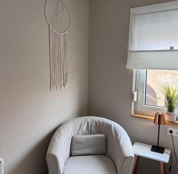 غرفة قياسية فردية, Pension Krone Sternenfels