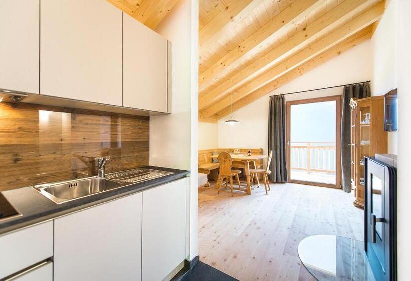 침실 1개 발코니 아파트, Hütterhof