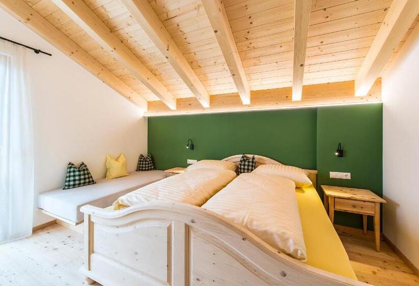 침실 1개 발코니 아파트, Hütterhof