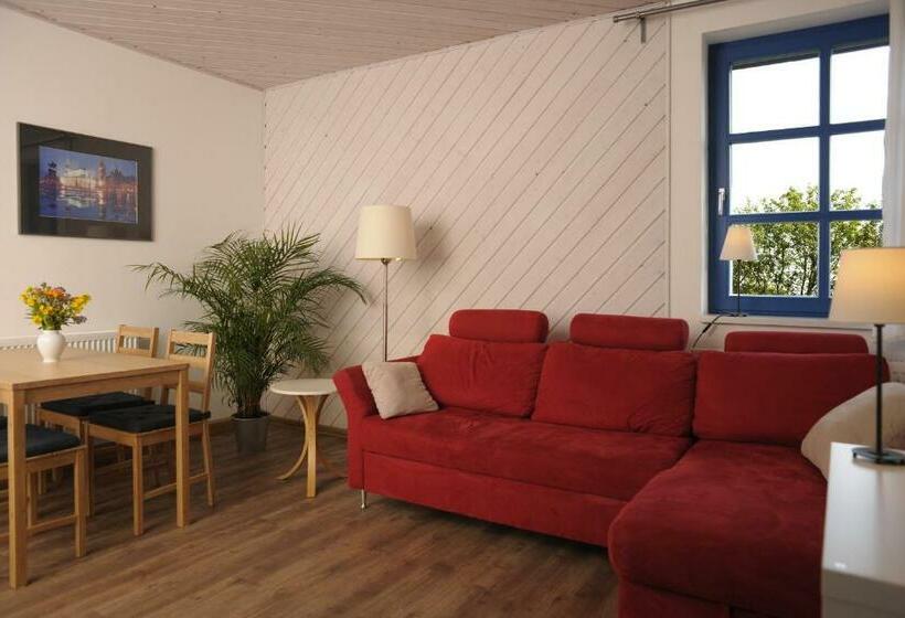 شقة غرفتين, Beerenvilla