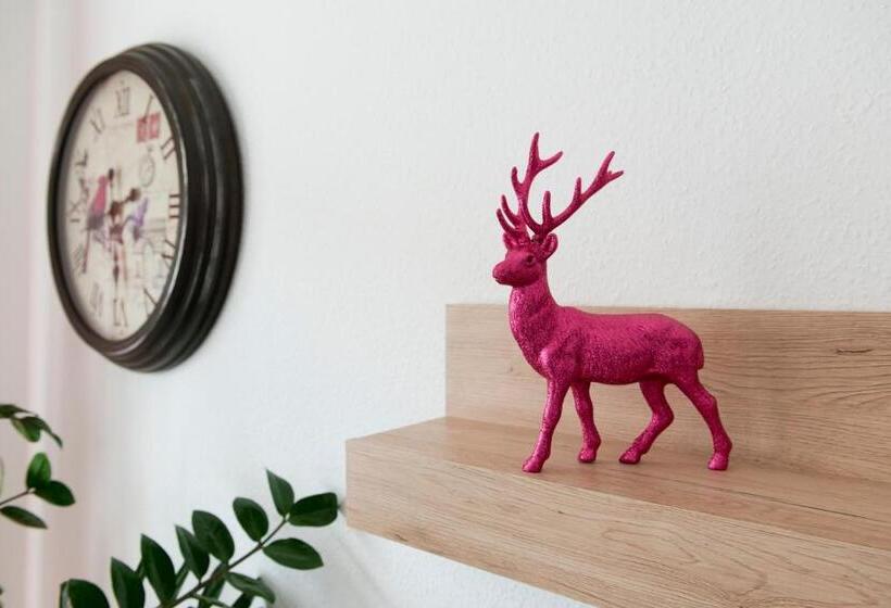 חדר סטנדרט מותאם לאדם עם מוגבלויות, Café & Mehr