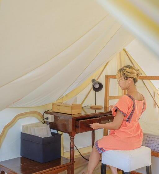Standard Tent, Baanrai Khunya บ้านไร่คุณย่า