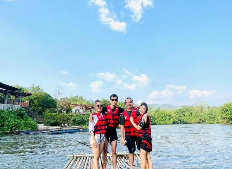 1 Sovrums Stuga, Baanrai Khunya บ้านไร่คุณย่า