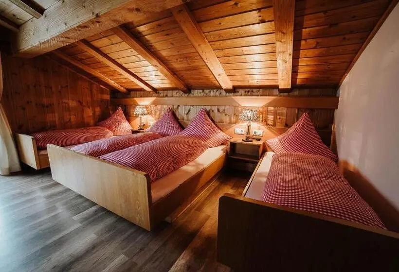 バルコニー付スタンダード４ベッドルーム, Berggasthof Hochpröller