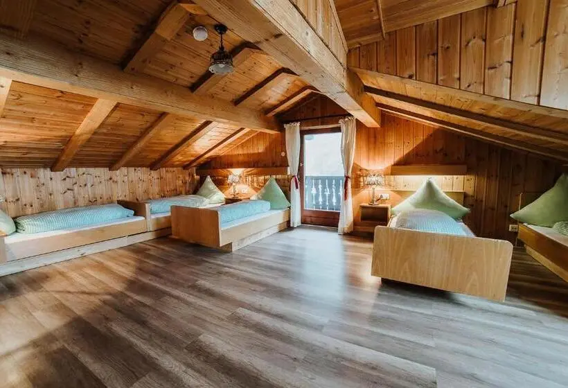 ファミリールーム, Berggasthof Hochpröller