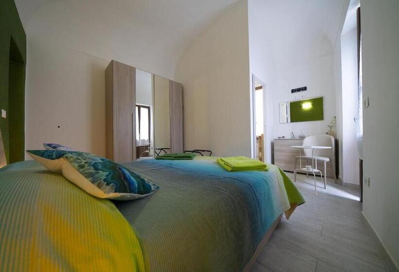 חדר דלוקס, B&b Rocca Ventosa