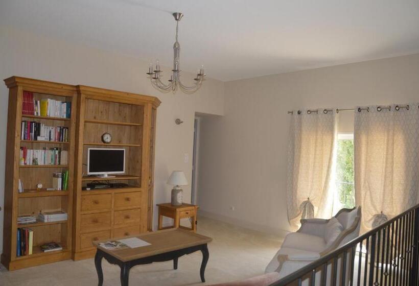 جناح سرير كينج, Il était Une Fois..