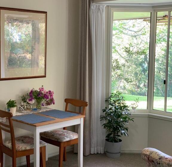 豪华园景房, Cedarview Bed & Breakfast