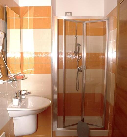 غرفة قياسية مطلة على الجبل, Affittacamere Certe Notti