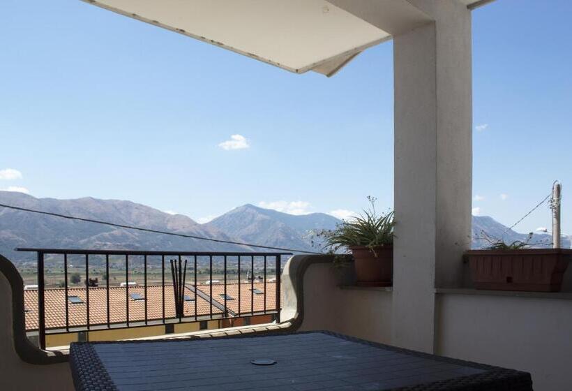 غرفة قياسية مزوَّدة بتراس, Affittacamere Certe Notti