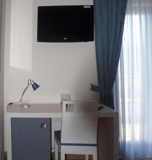 غرفة قياسية ثلاثية مزودة بشرفة, Affittacamere Certe Notti