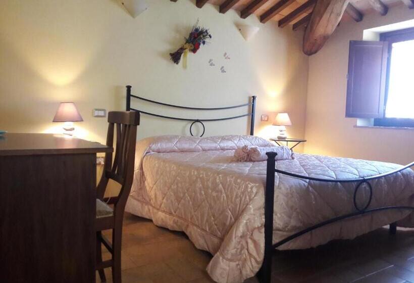 اتاق استاندارد با تخت بزرگ, Affittacamere Da Laura Silvi