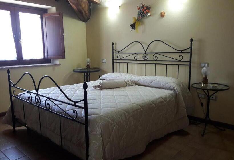 اتاق سوپریور, Affittacamere Da Laura Silvi