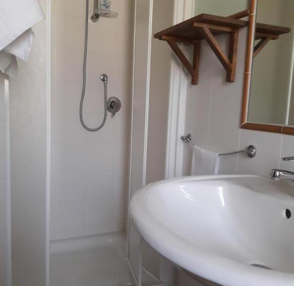 اتاق سوپریور, Affittacamere Da Laura Silvi