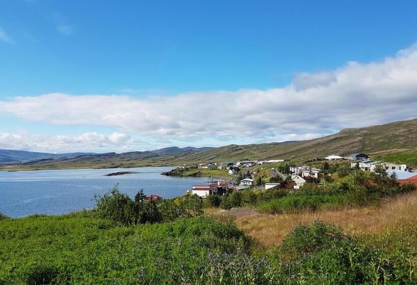 اتاق استاندارد با چشم‌انداز باغ, Kriukot