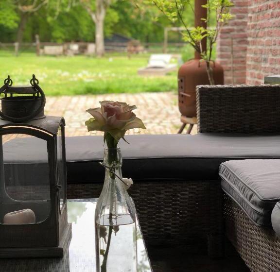 اتاق لوکس با تخت بزرگ, B&b Landgoed Bergerven