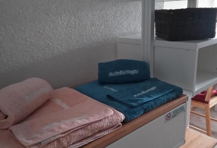 חדר סטנדרט, Molindeimaghi