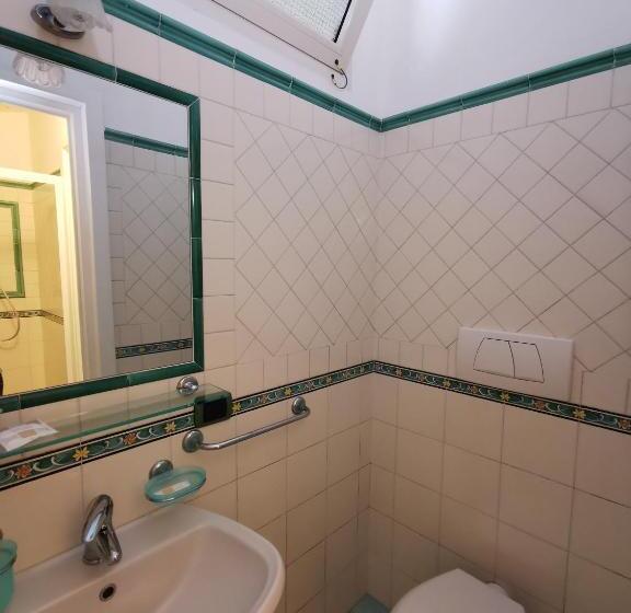 Апартаменты 2 Спальни, Residence Eden