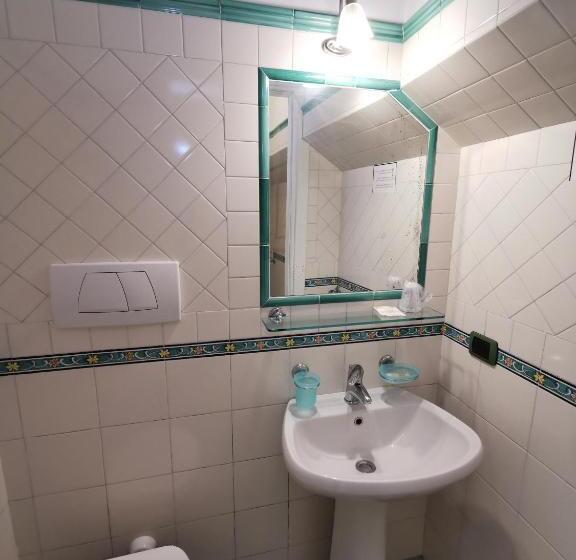 Апартаменты 2 Спальни, Residence Eden