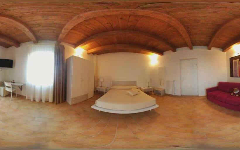 スタンダード４人部屋, Sotto Il Castello