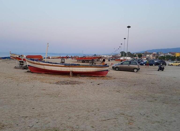 スタンダードルーム, Sotto Il Castello