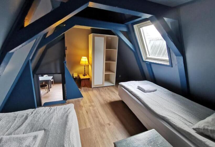 سوئیت 2 خوابه, Nes B&b