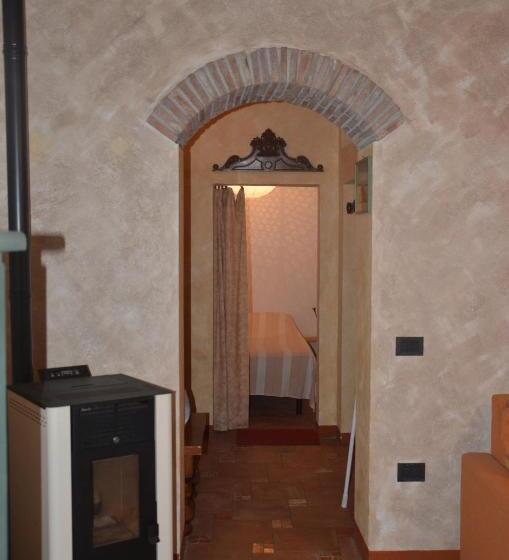 חדר משפחתי, Poggio Delle Capre