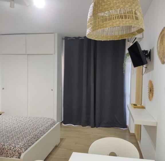 テラス付き１ベッドルームアパートメント, Apartamento Minerva Jupiter. The Perfect Accommodation For Your Vacation