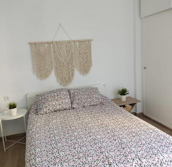 テラス付き１ベッドルームアパートメント, Apartamento Minerva Jupiter. The Perfect Accommodation For Your Vacation