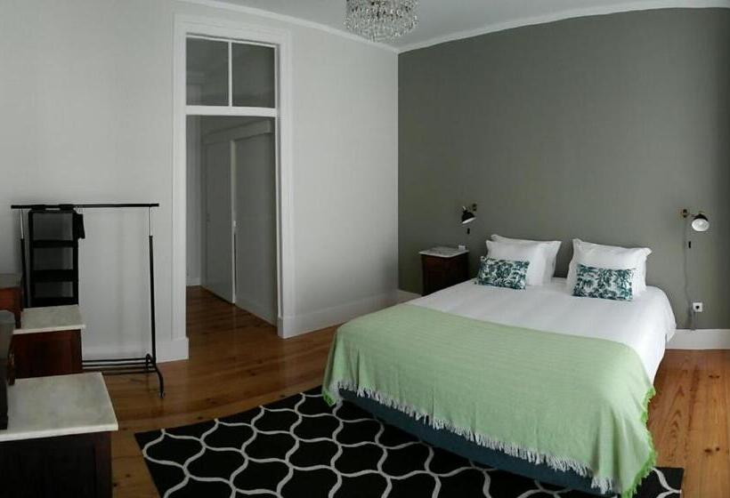 اتاق لوکس, Alcaçaria Do Bairro