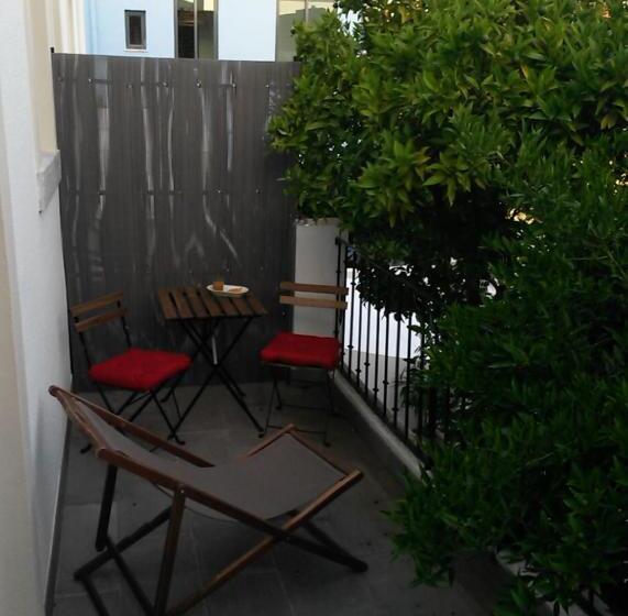 سوئیت با بالکن, Alcaçaria Do Bairro