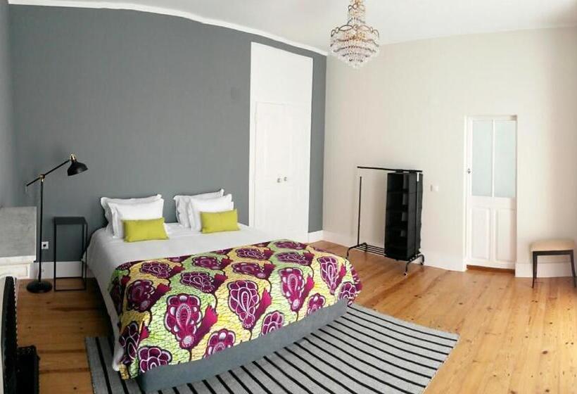 سوئیت با بالکن, Alcaçaria Do Bairro